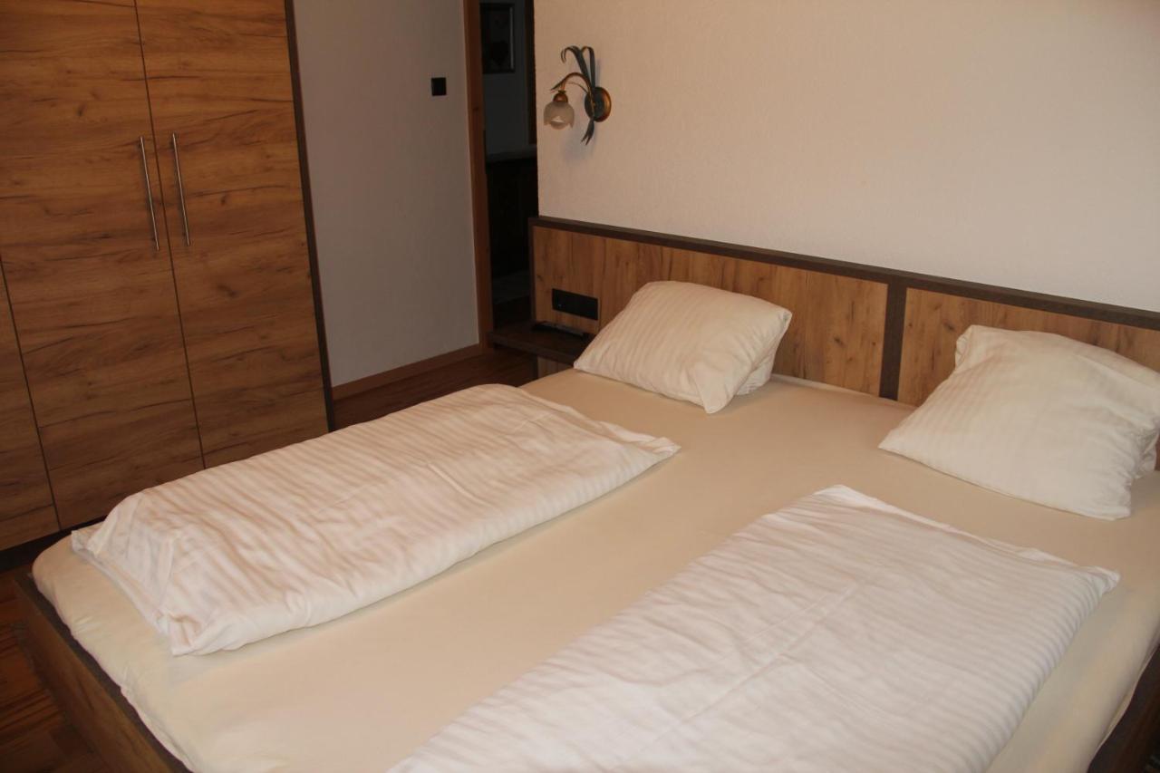 Hotel Schweizerhof Oberau Esterno foto