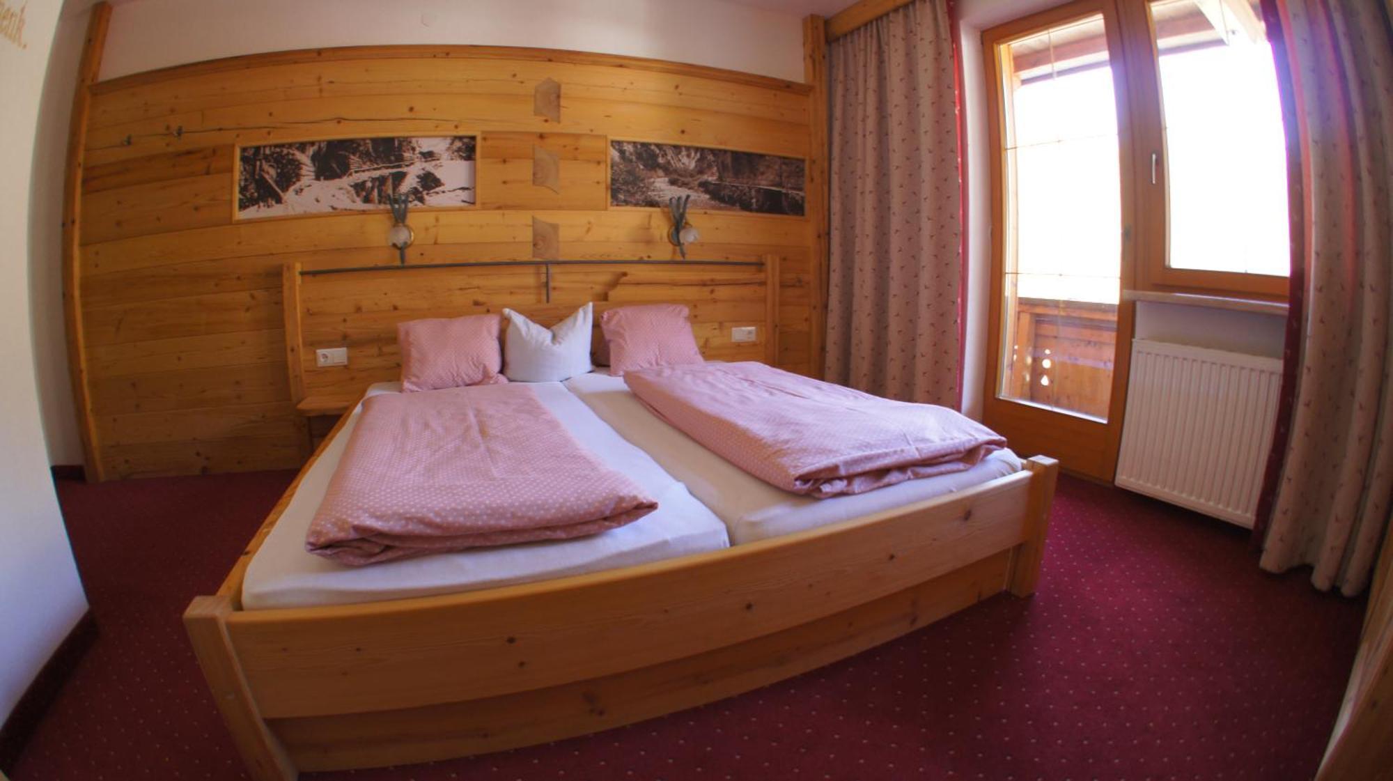 Hotel Schweizerhof Oberau Esterno foto
